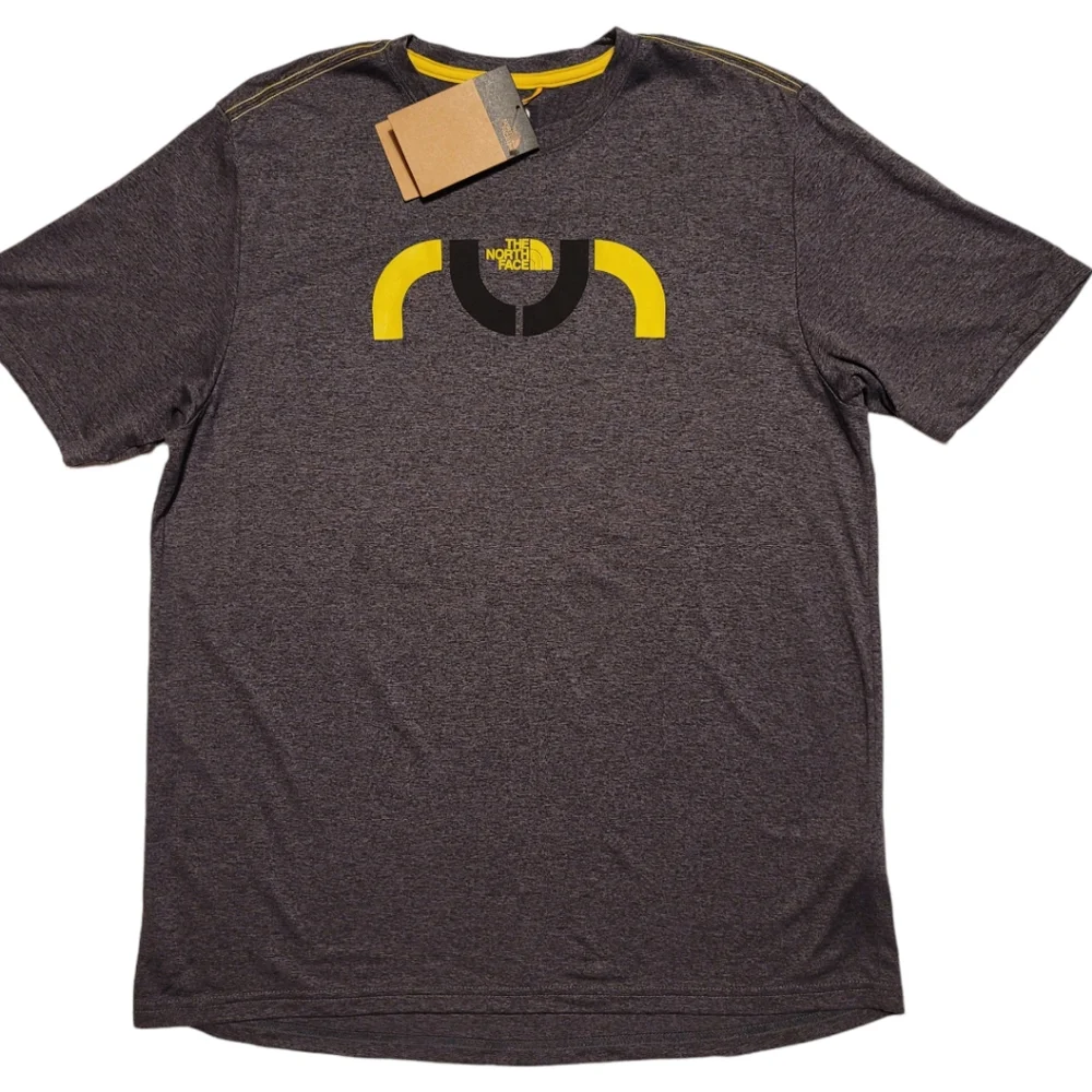 The North Face Men's T-shirt - Picture 1 of 7